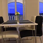 Apartman Family House Rebeka *
