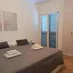 Apartman Family House Rebeka *