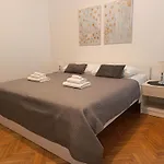 Family House Rebeka Apartman Ugljan