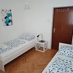 Apartman Family House Rebeka Ugljan