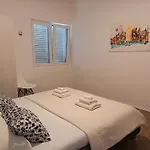 Family House Rebeka Apartman