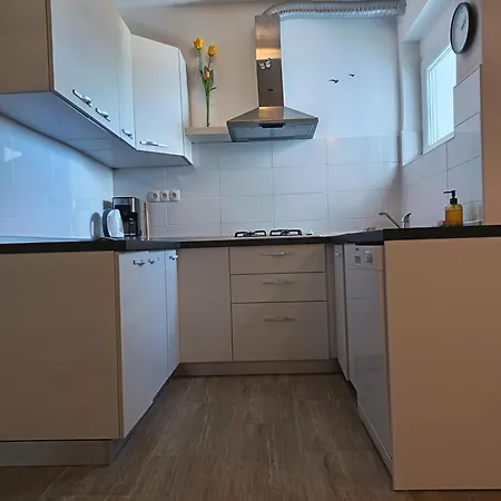 דירה Family House Rebeka *