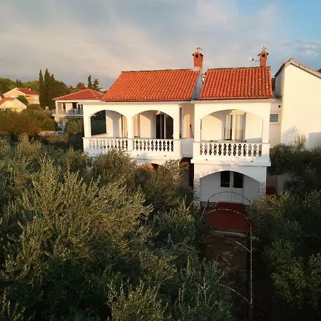Family House Rebeka * אוגייאן