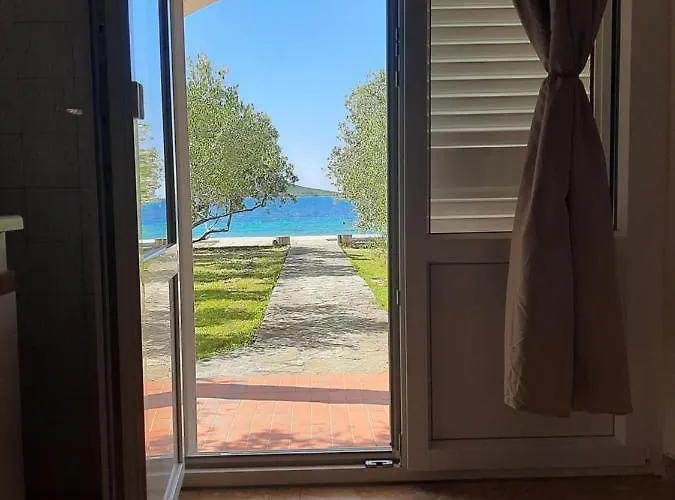 Lägenhet Family House Rebeka