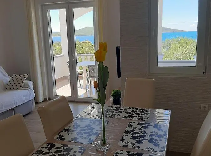 Lägenhet Family House Rebeka *