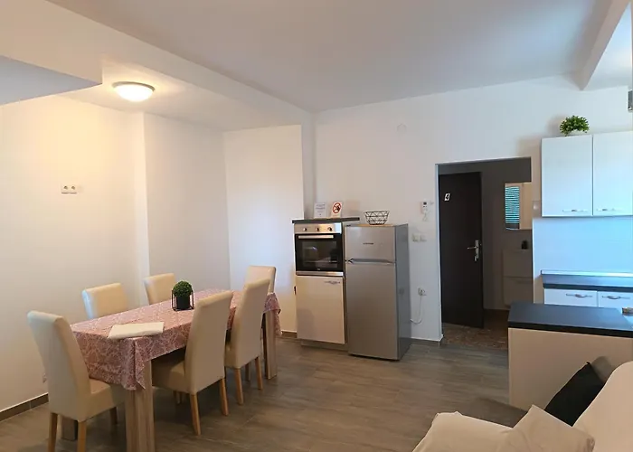 Lägenhet Family House Rebeka *